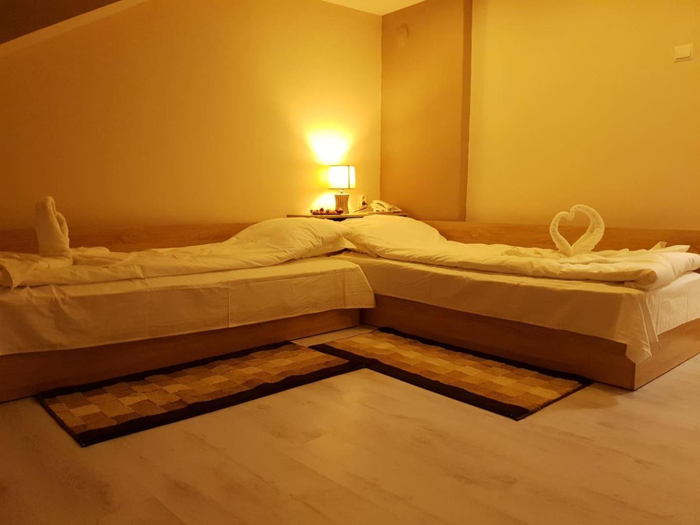Валентино Otel Vratsa Dış mekan fotoğraf