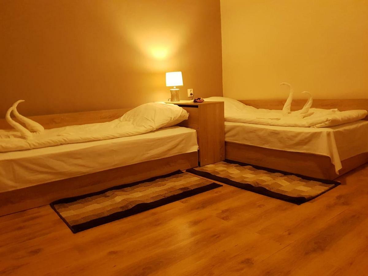 Валентино Otel Vratsa Dış mekan fotoğraf